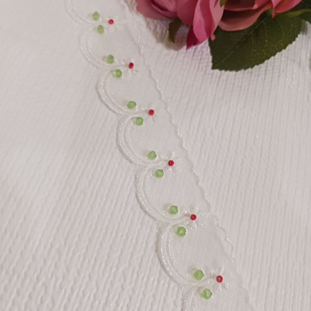 Embroidered White and Green Red Lace Choker Necklace 14' - Picture 9 of 10